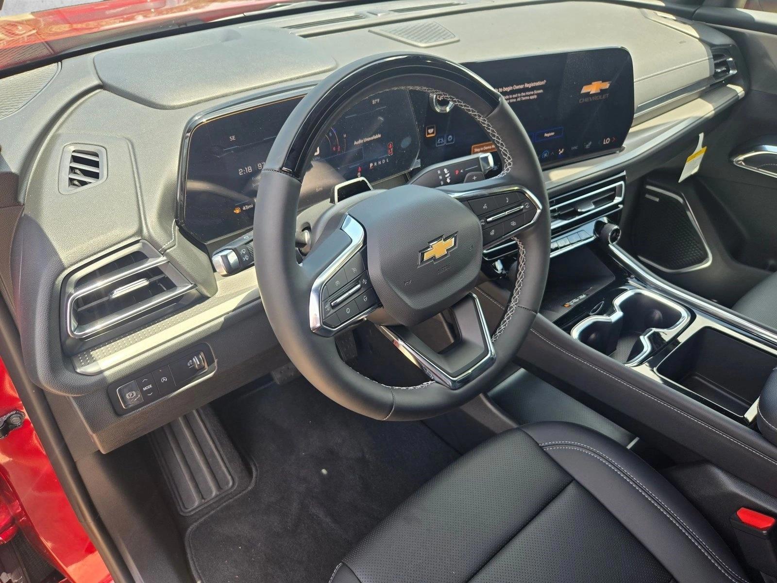 Thumbnail: 2026 Chevrolet Traverse - 3