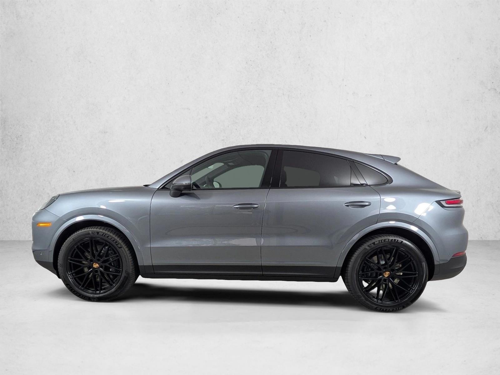 Thumbnail: 2026 Porsche Cayenne - 2