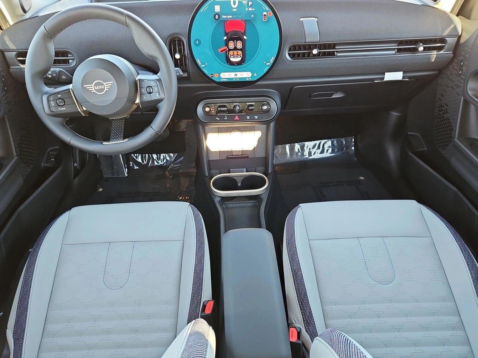 Thumbnail: 2026 MINI Cooper Hardtop - 4