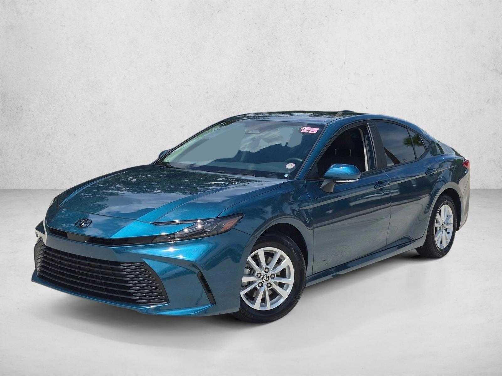 Thumbnail: 2025 Toyota Camry - 1