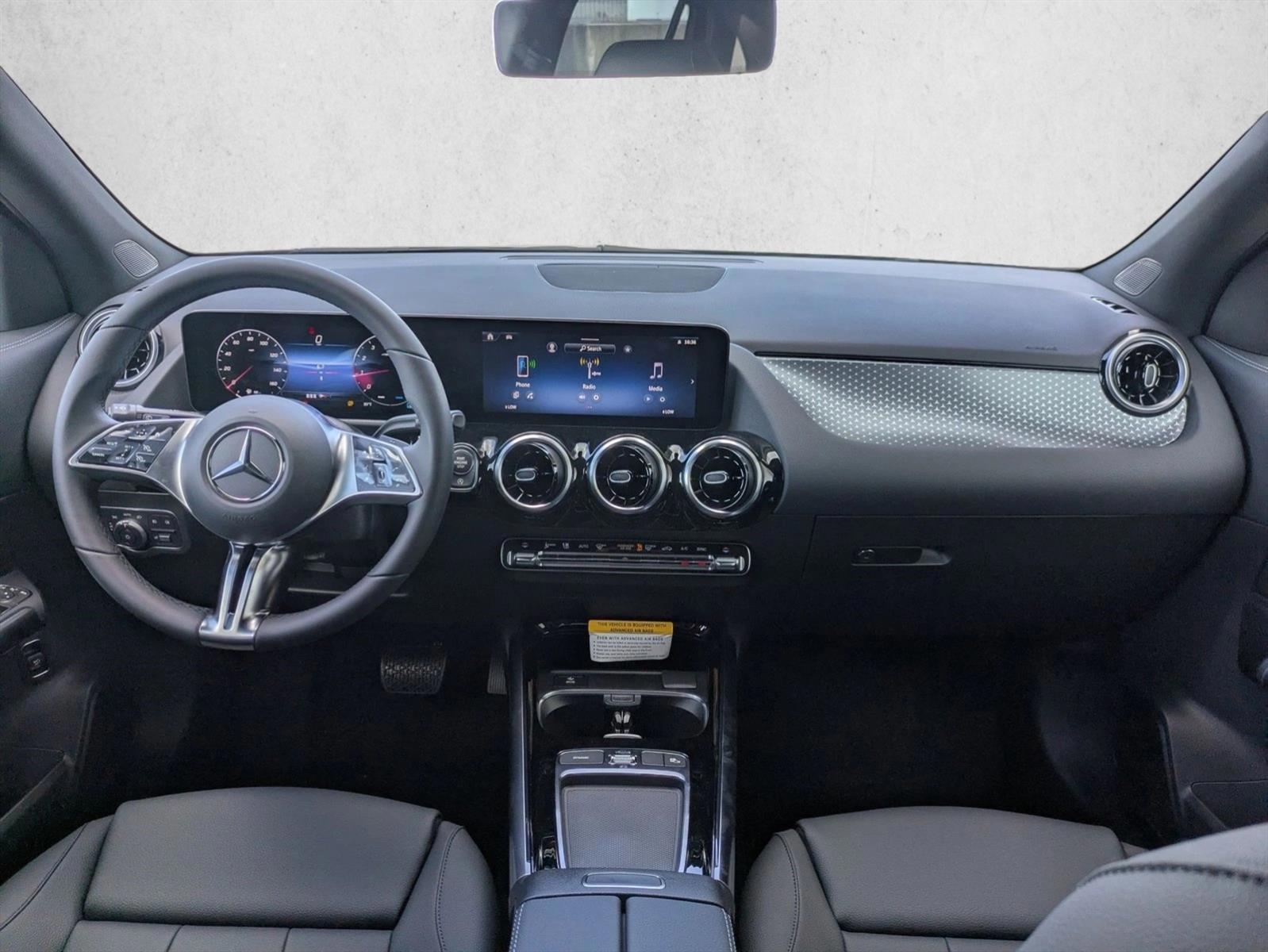 Thumbnail: 2026 Mercedes-Benz GLA - 4