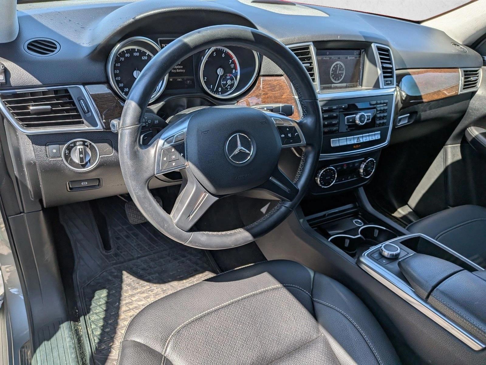 Thumbnail: 2013 Mercedes-Benz M-Class - 3