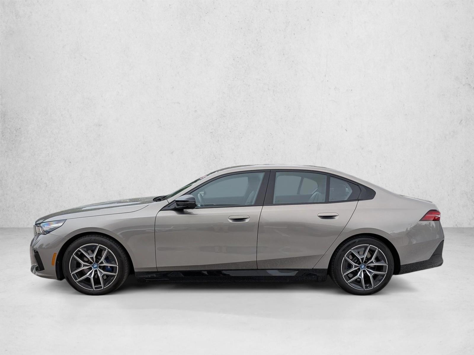 Thumbnail: 2025 BMW i5 - 2