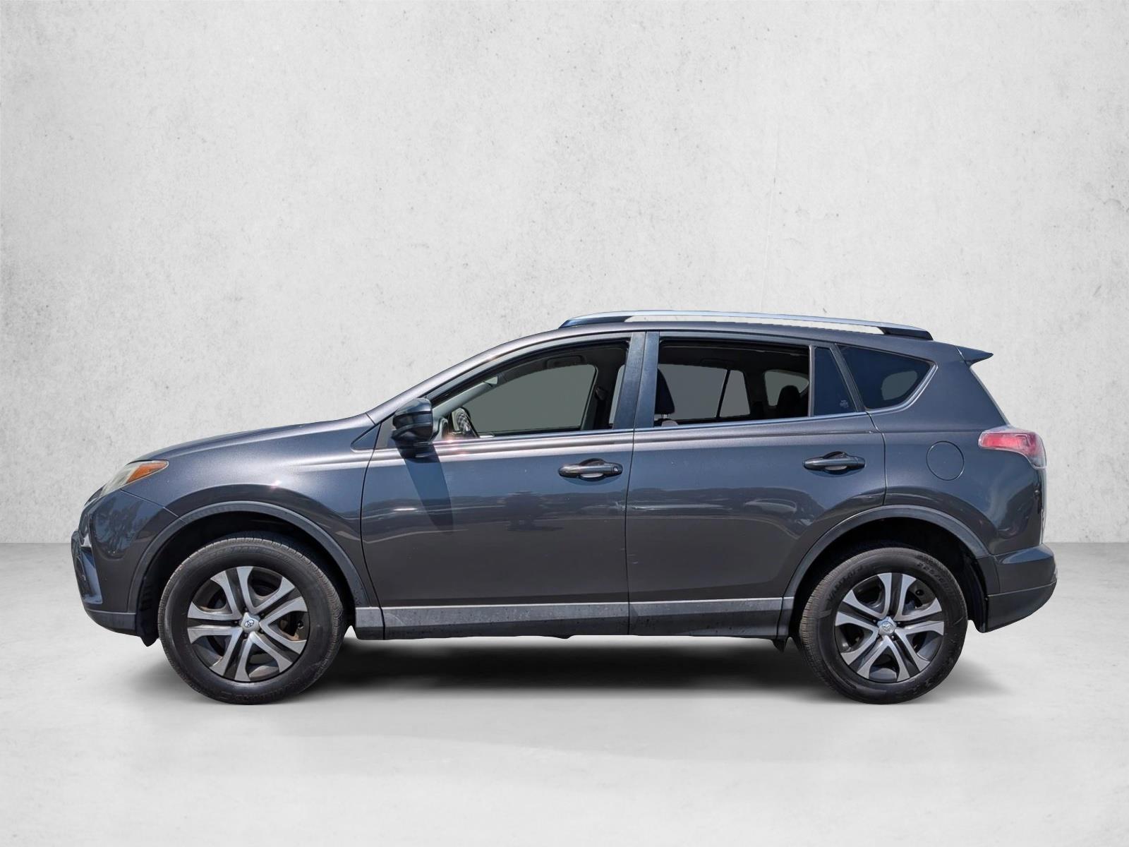 Thumbnail: 2018 Toyota RAV4 - 2