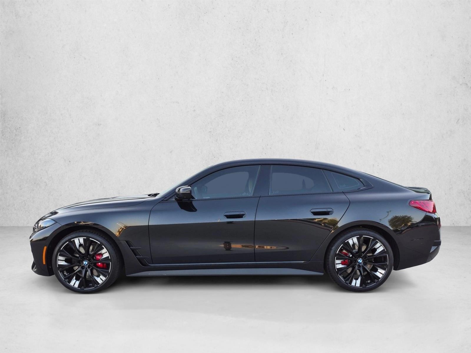 Thumbnail: 2026 BMW 4 Series - 2