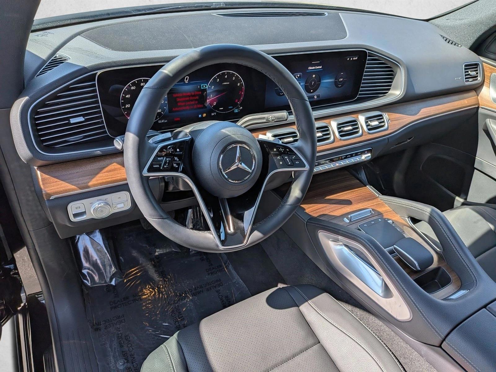 Thumbnail: 2026 Mercedes-Benz GLE - 3