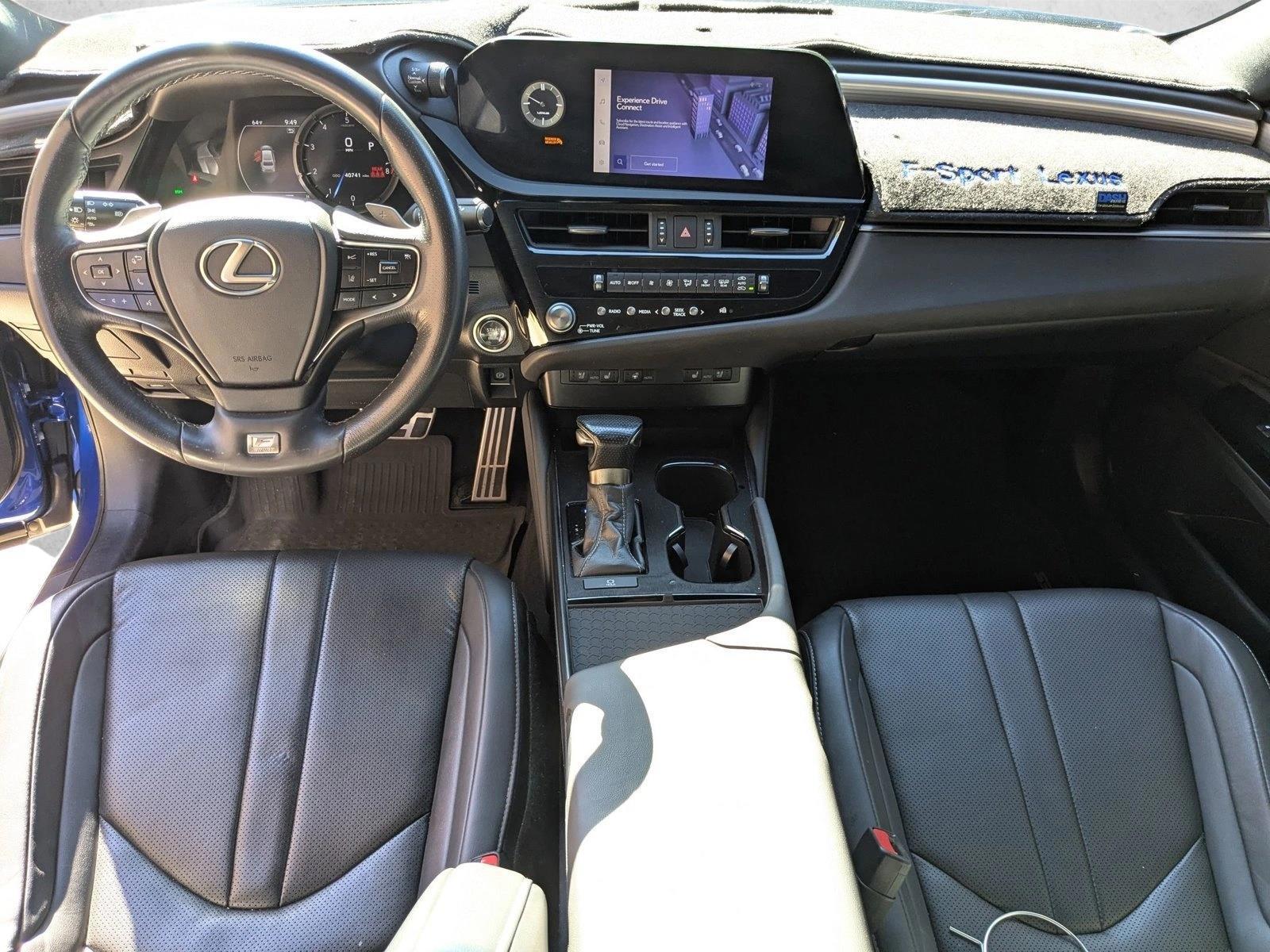 Thumbnail: 2023 Lexus ES - 3