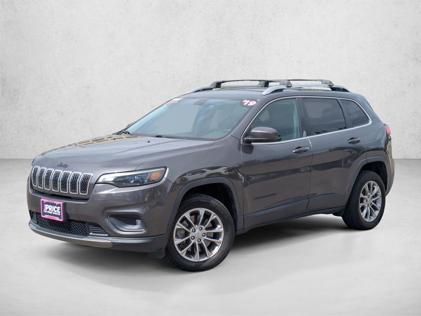 Thumbnail: 2019 Jeep Cherokee - 1