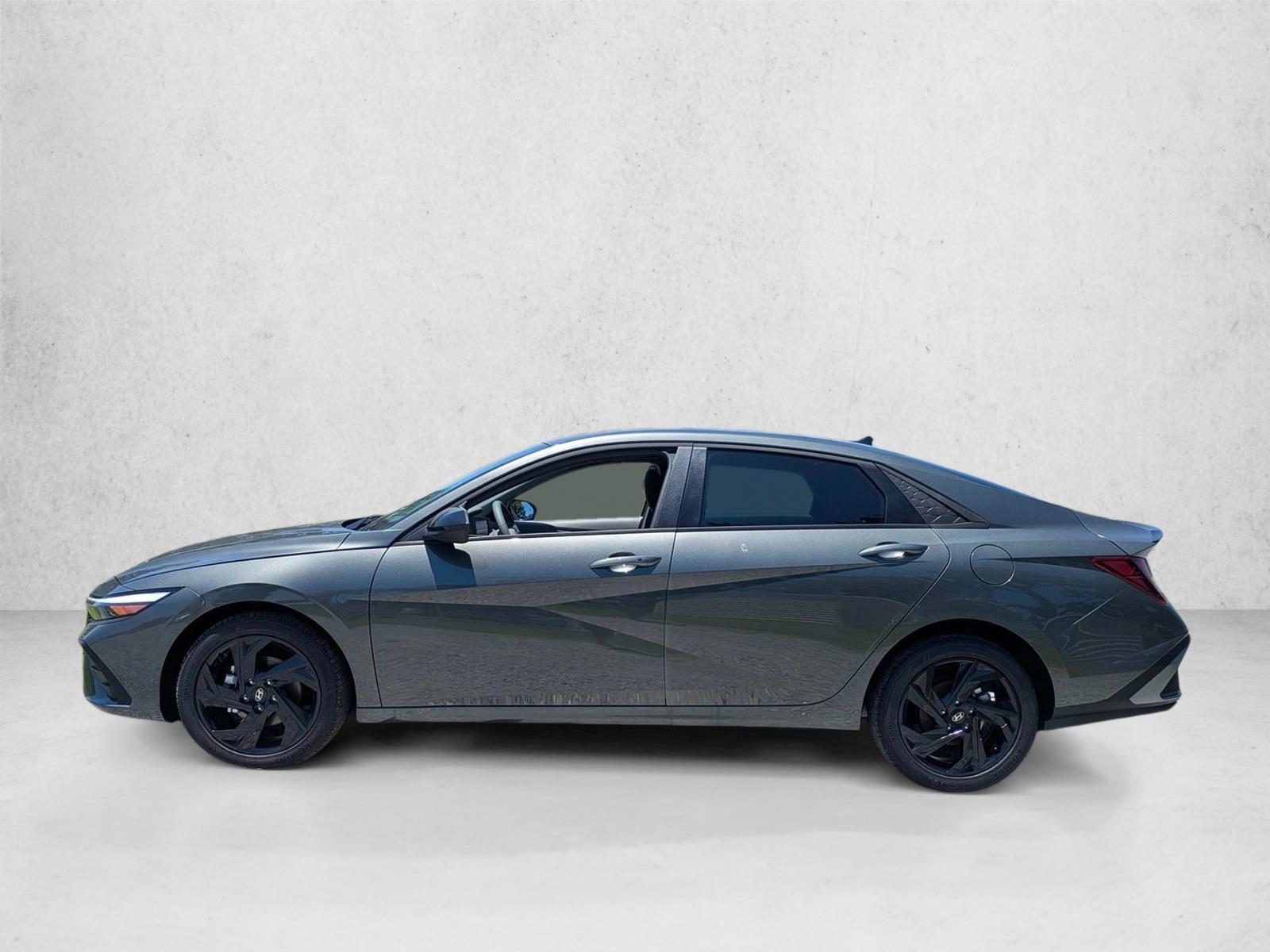 Thumbnail: 2026 Hyundai Elantra - 3