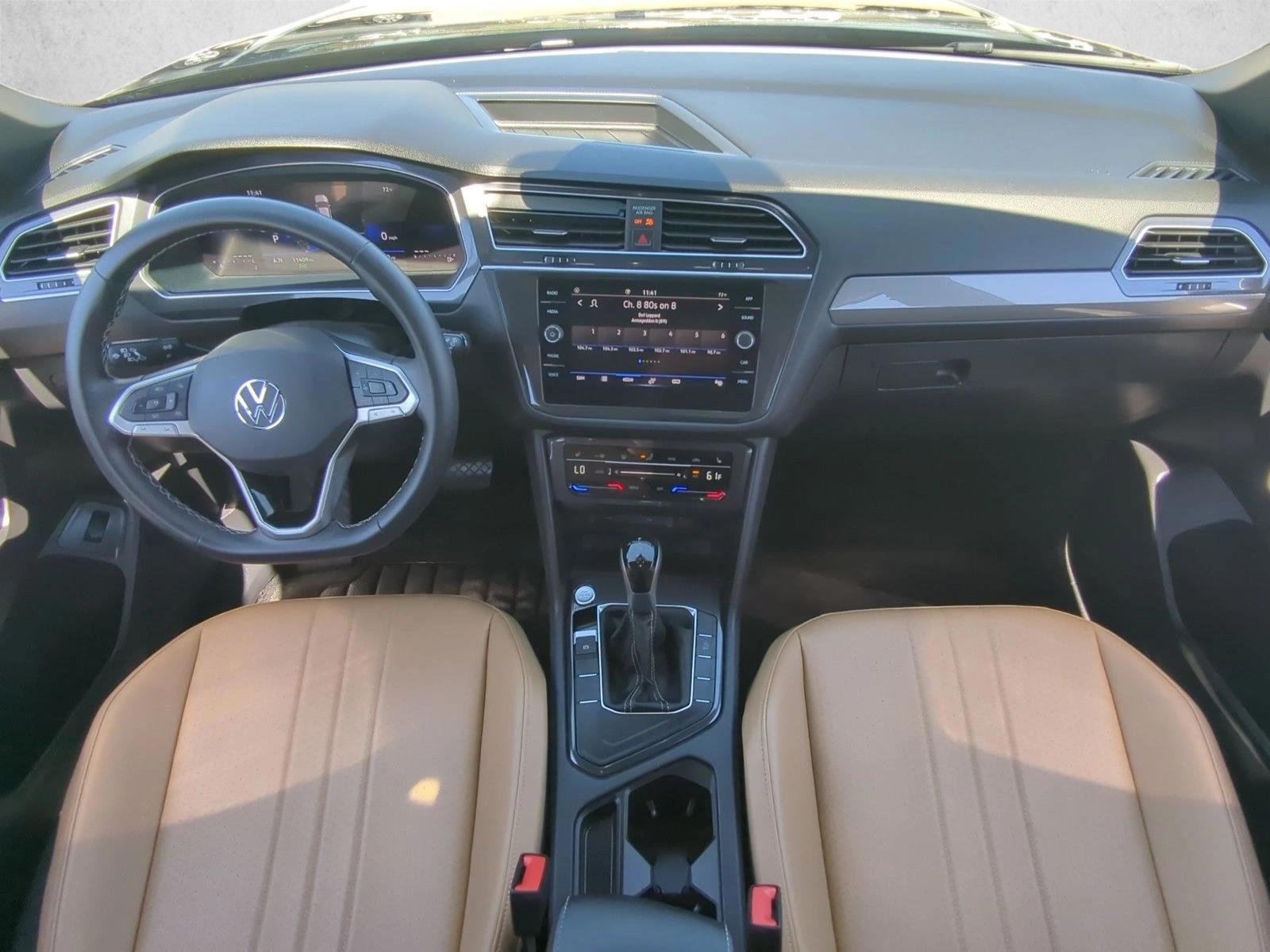 Thumbnail: 2024 Volkswagen Tiguan - 4