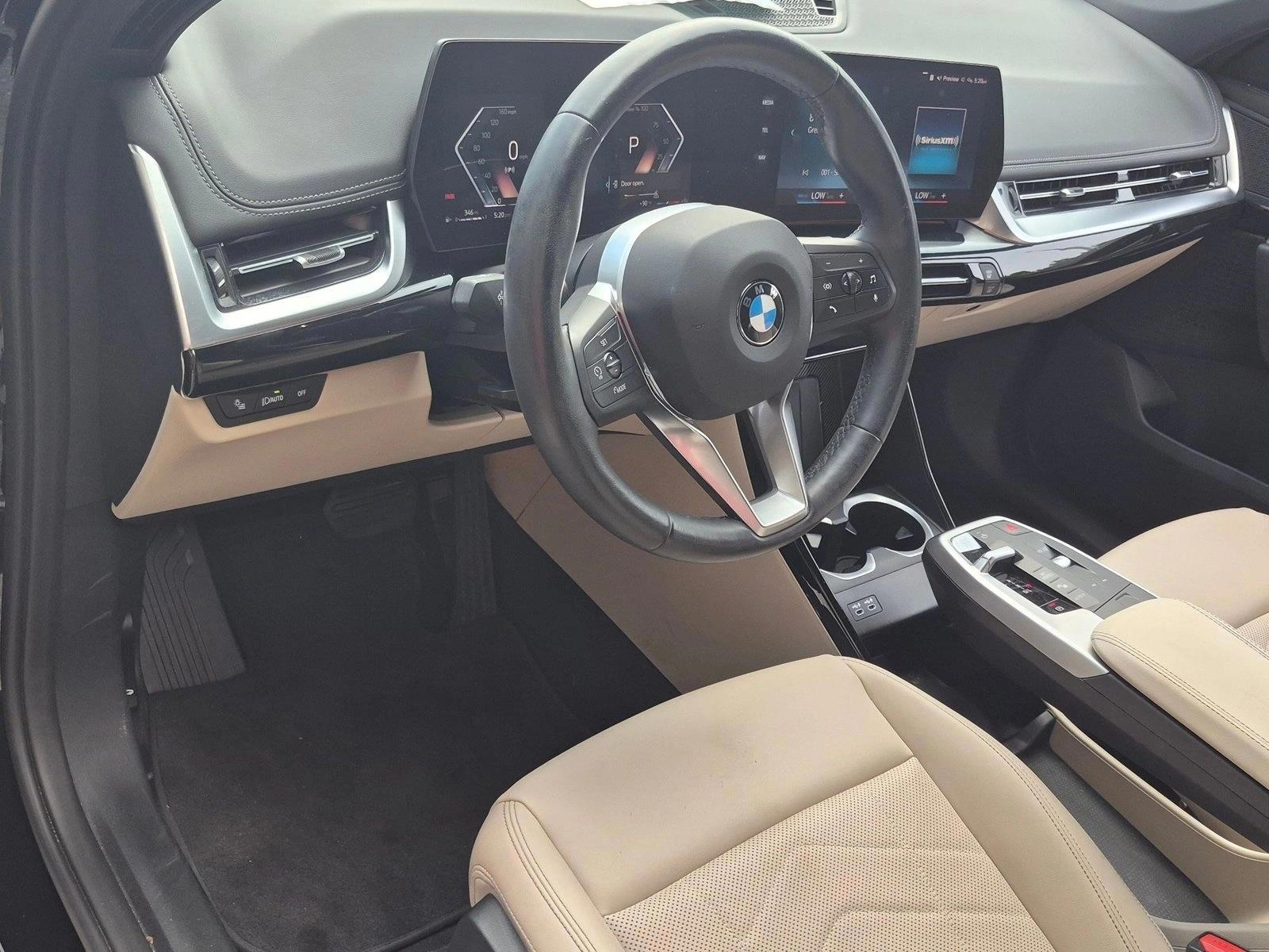 Thumbnail: 2023 BMW X1 - 3