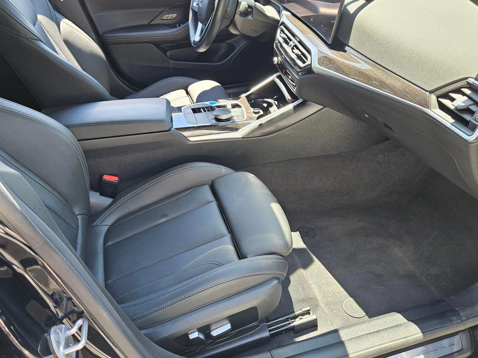 2023 BMW i4 35 - Photo 20
