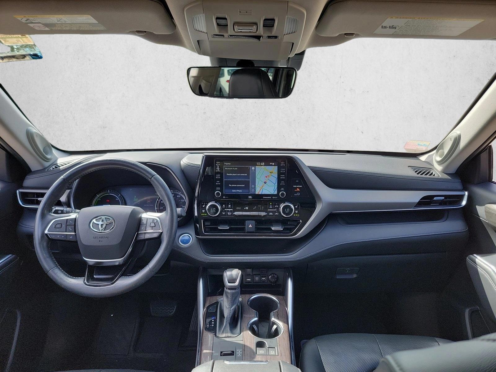 Thumbnail: 2020 Toyota Highlander - 3