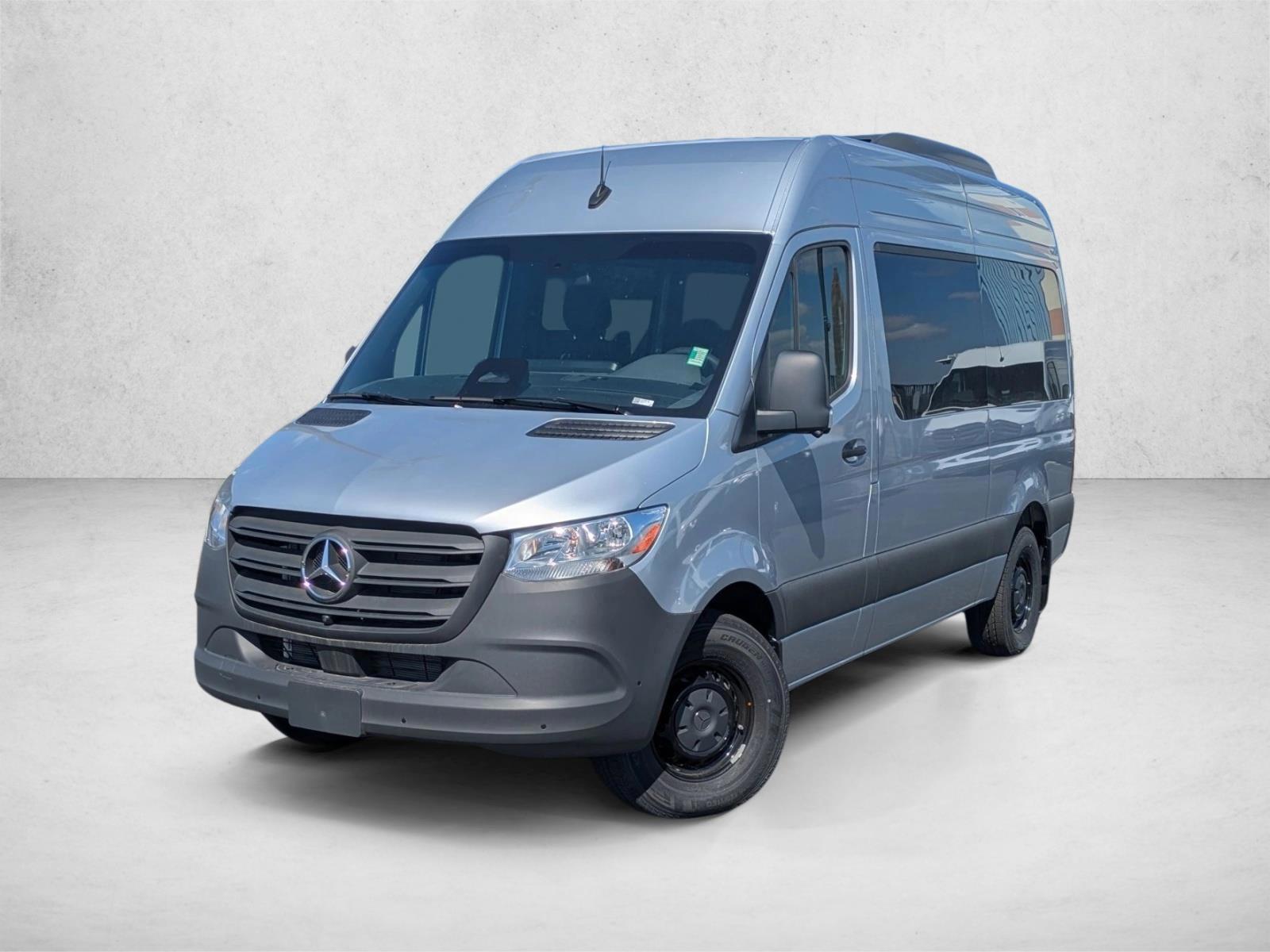 Thumbnail: 2025 Mercedes-Benz Sprinter - 1