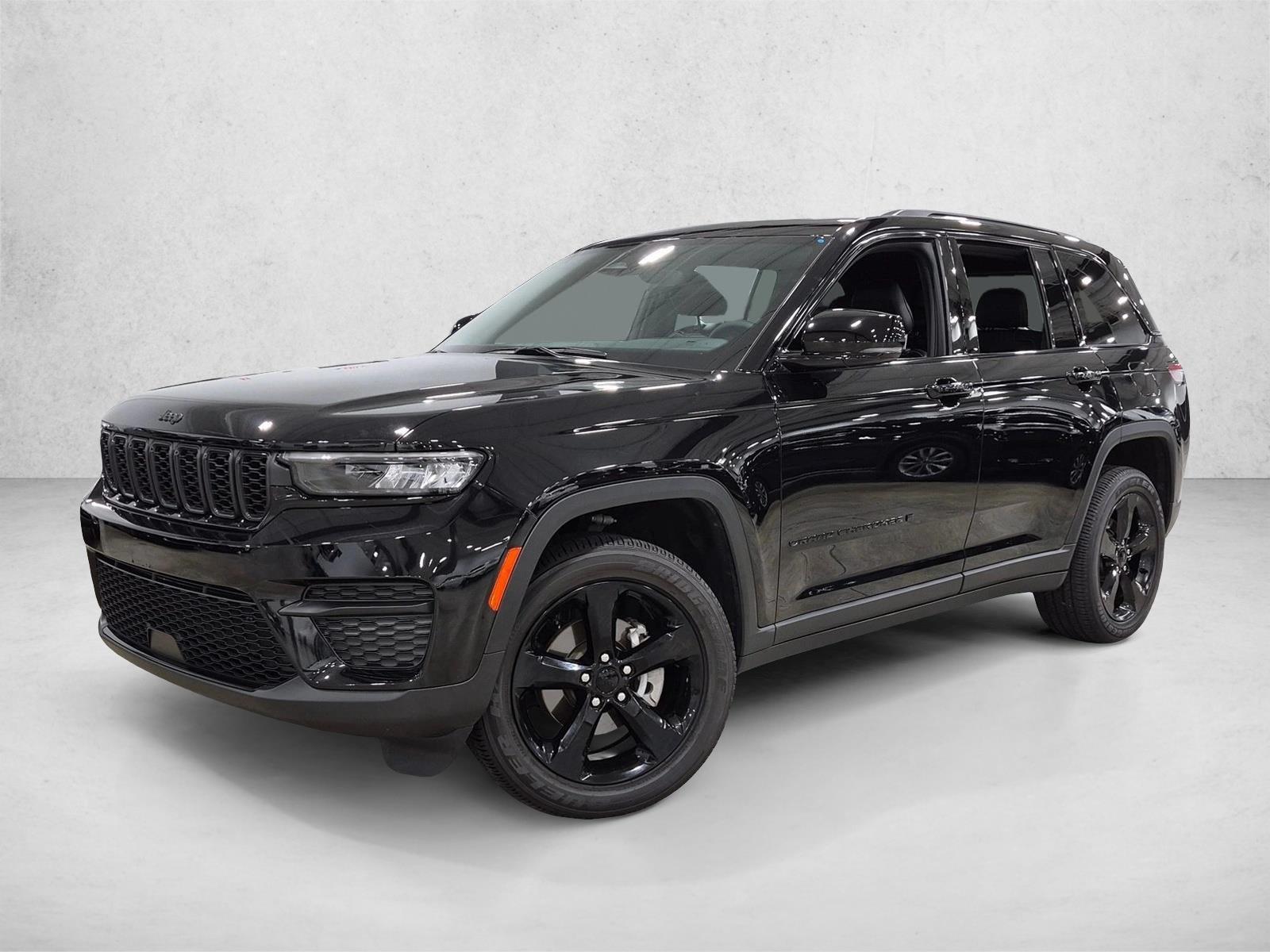 Thumbnail: 2023 Jeep Grand Cherokee - 1
