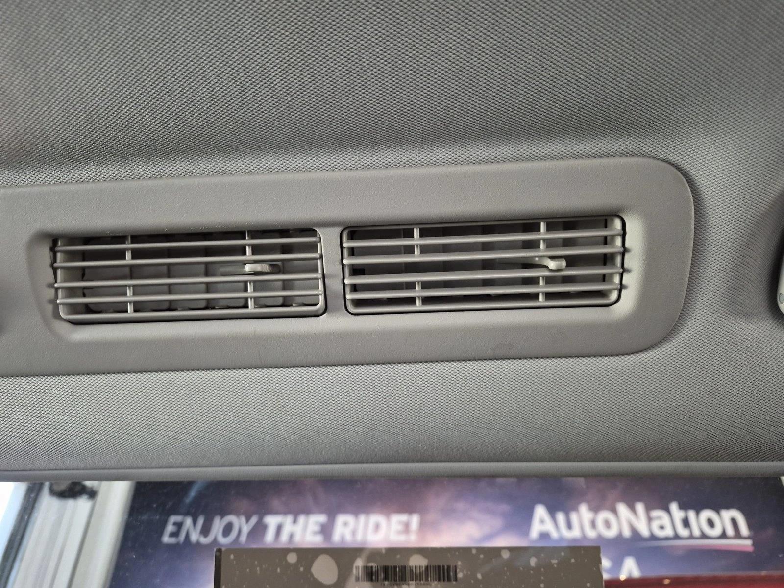 2019 Nissan Armada SL - Photo 18