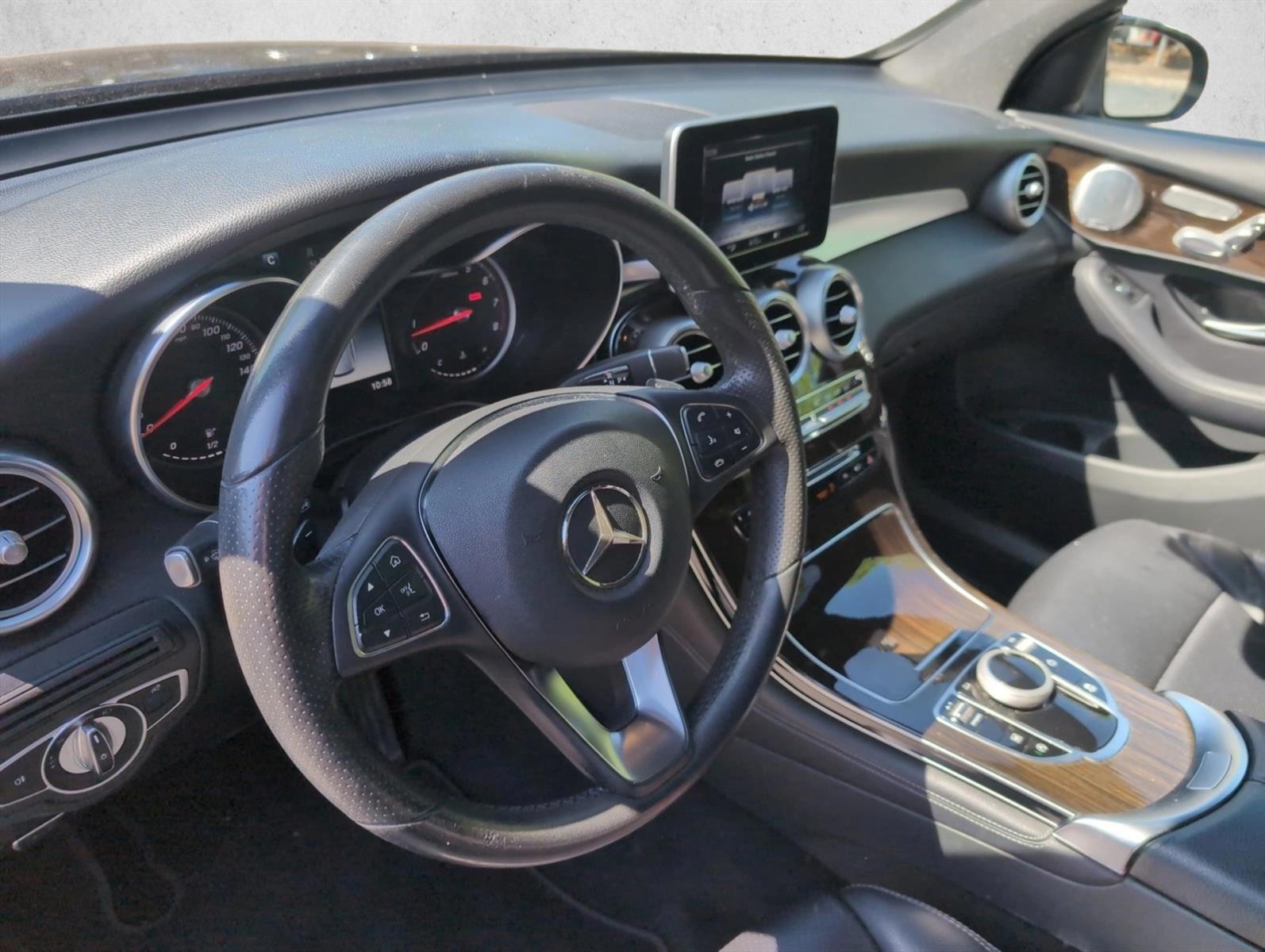 Thumbnail: 2018 Mercedes-Benz GLC - 2