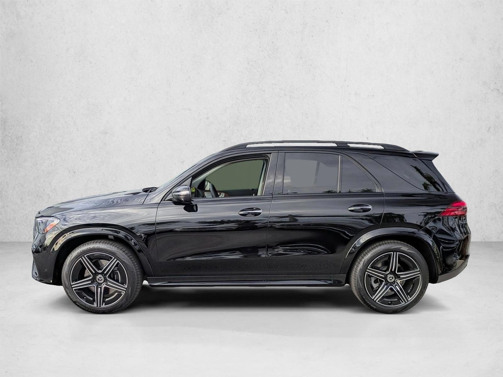 Thumbnail: 2026 Mercedes-Benz GLE - 2