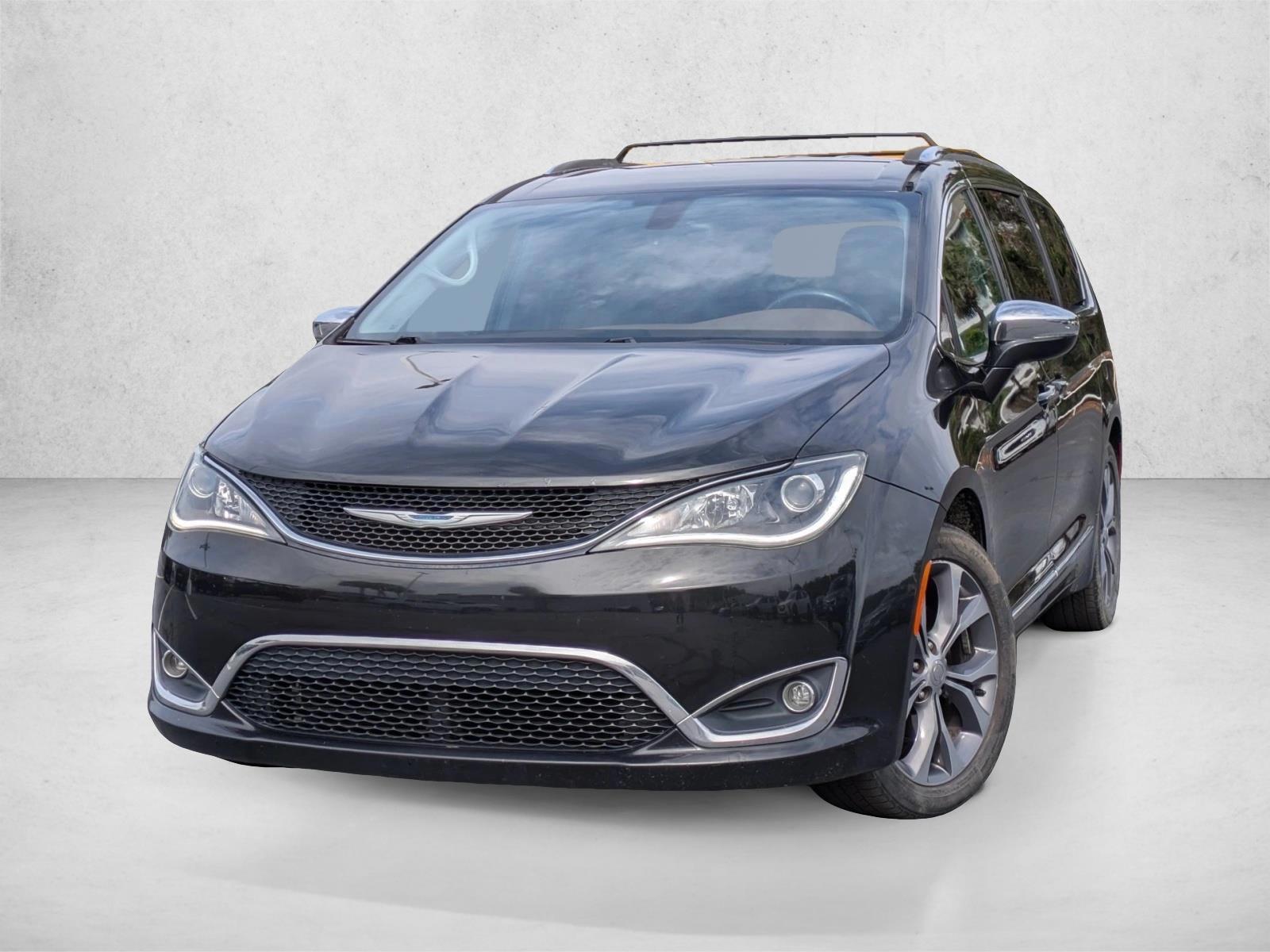 Thumbnail: 2017 Chrysler Pacifica - 1