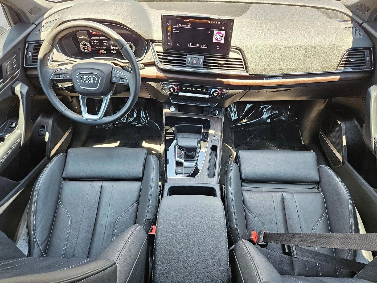 Thumbnail: 2021 Audi Q5 - 4