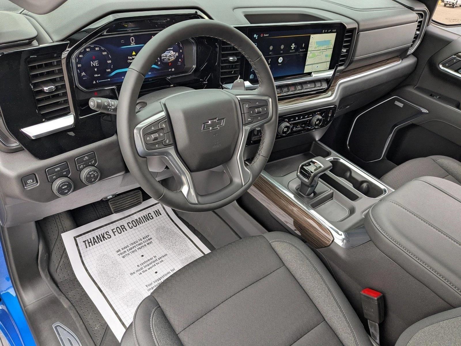 Thumbnail: 2026 Chevrolet Silverado 1500 - 3