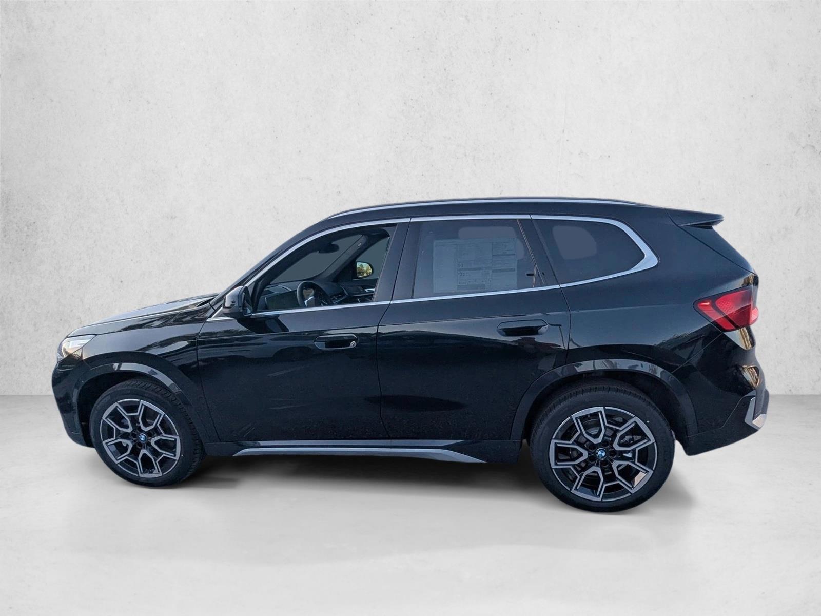 Thumbnail: 2026 BMW X1 - 2