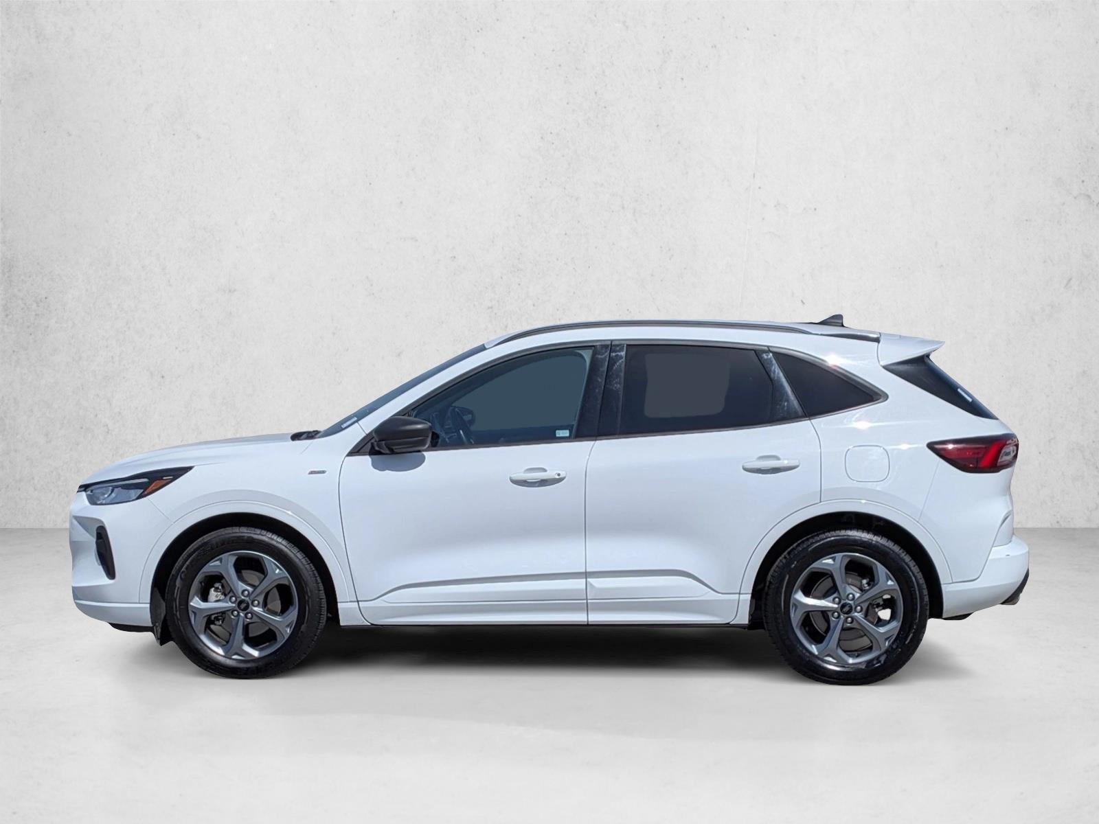 Thumbnail: 2023 Ford Escape - 2