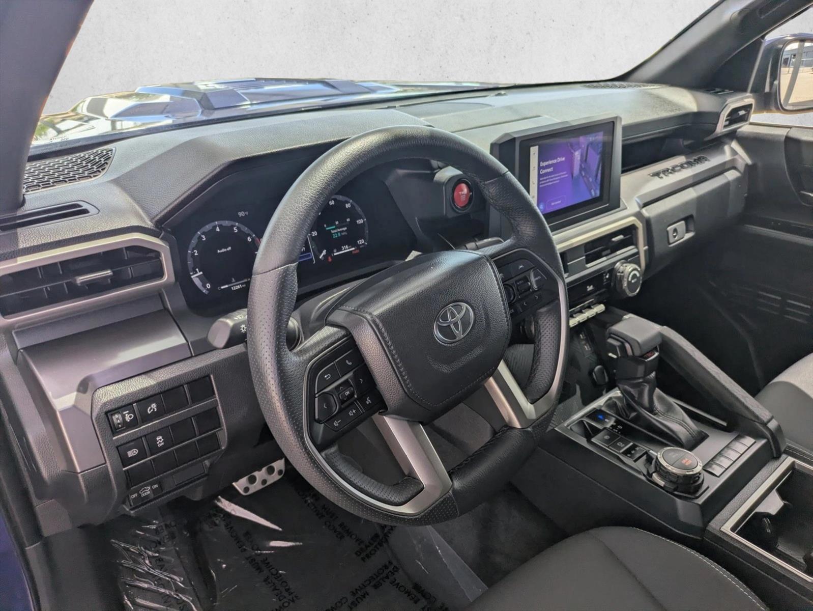2025 Toyota Tacoma TRD Sport - Photo 14