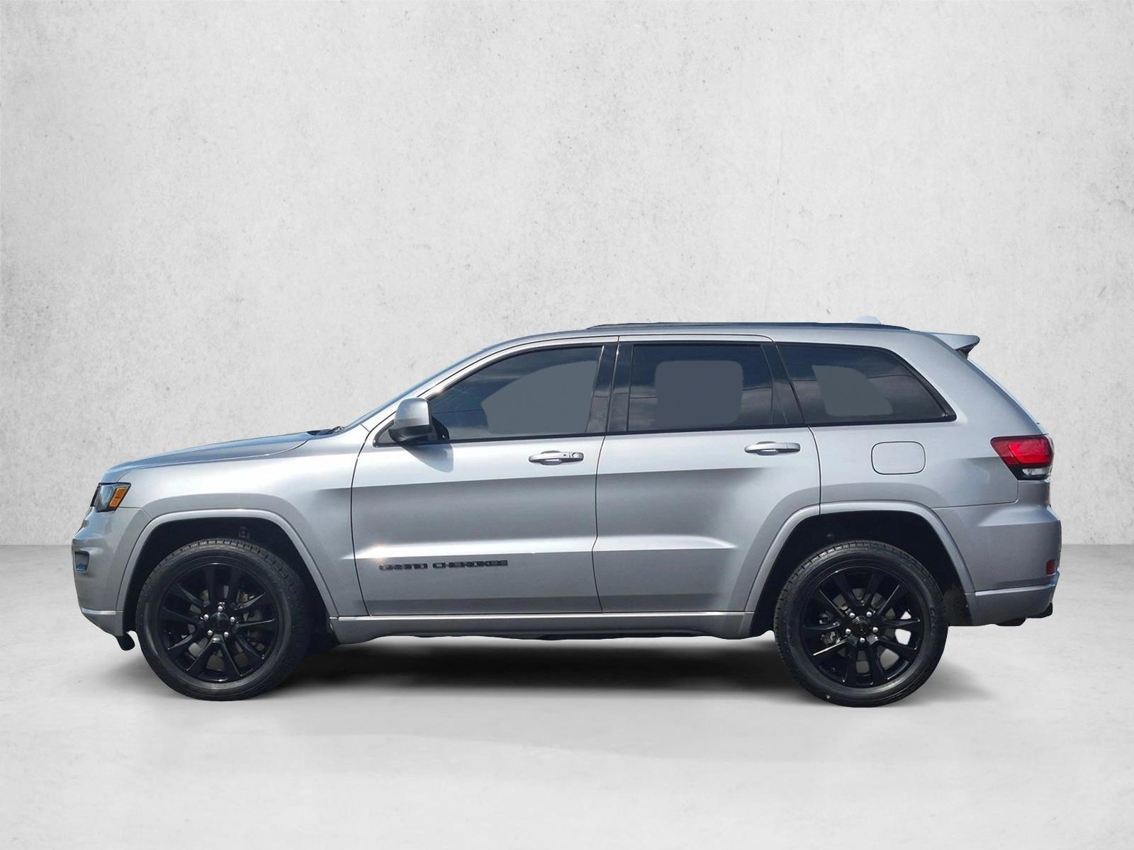 Thumbnail: 2018 Jeep Grand Cherokee - 2