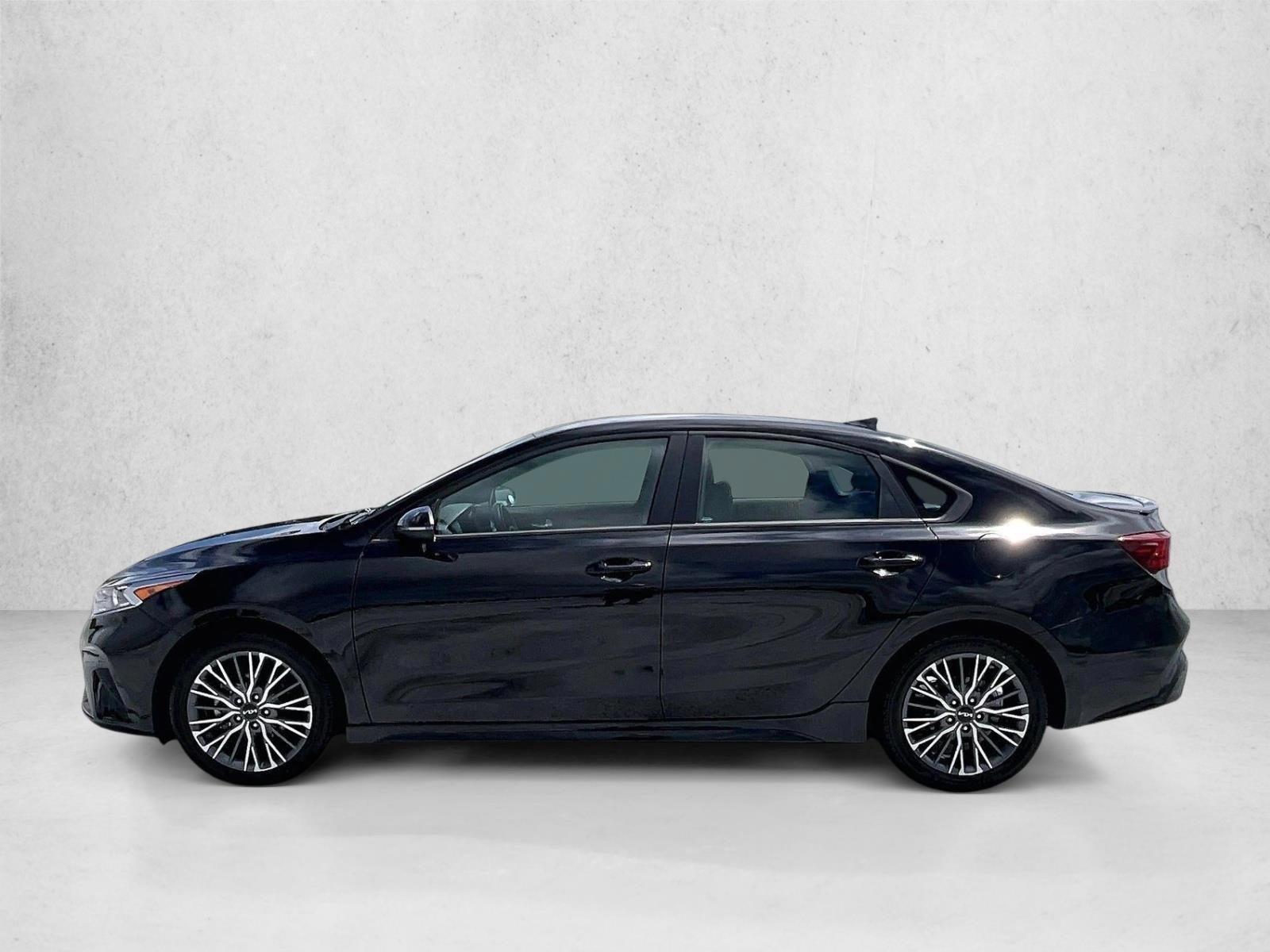 Thumbnail: 2023 Kia Forte - 2