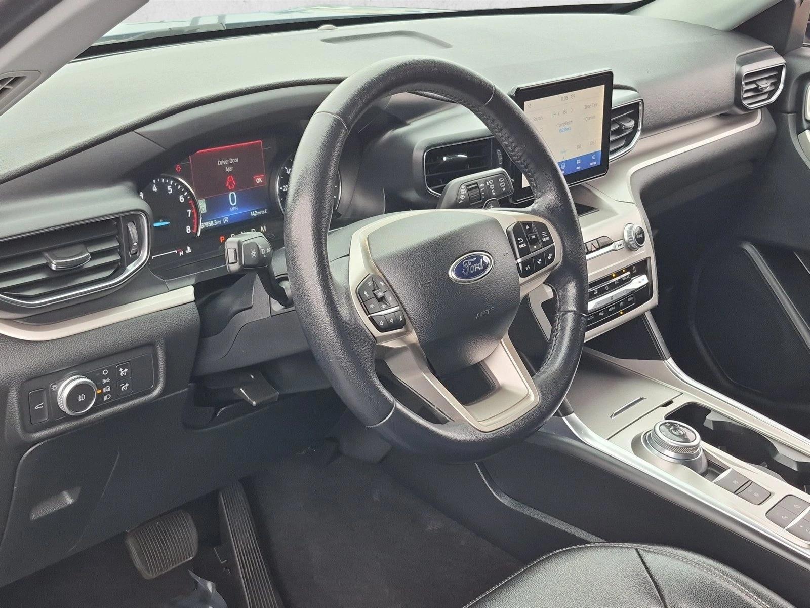 Thumbnail: 2020 Ford Explorer - 3