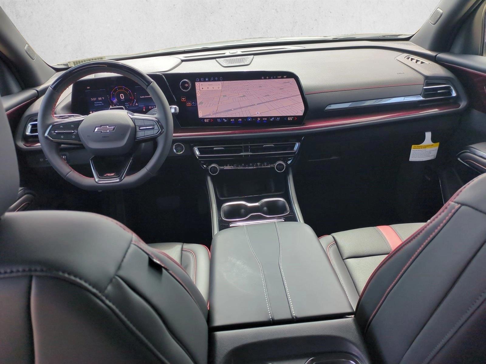 Thumbnail: 2027 Chevrolet Traverse - 3