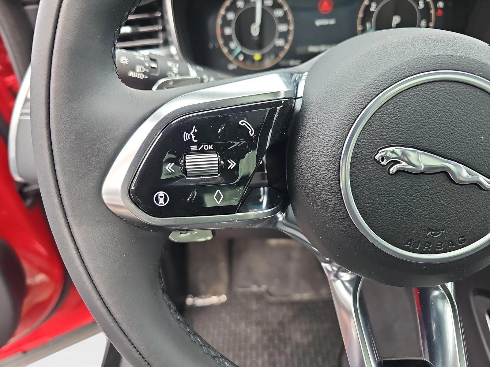 2026 Jaguar F-Pace R-Dynamic S - Photo 14