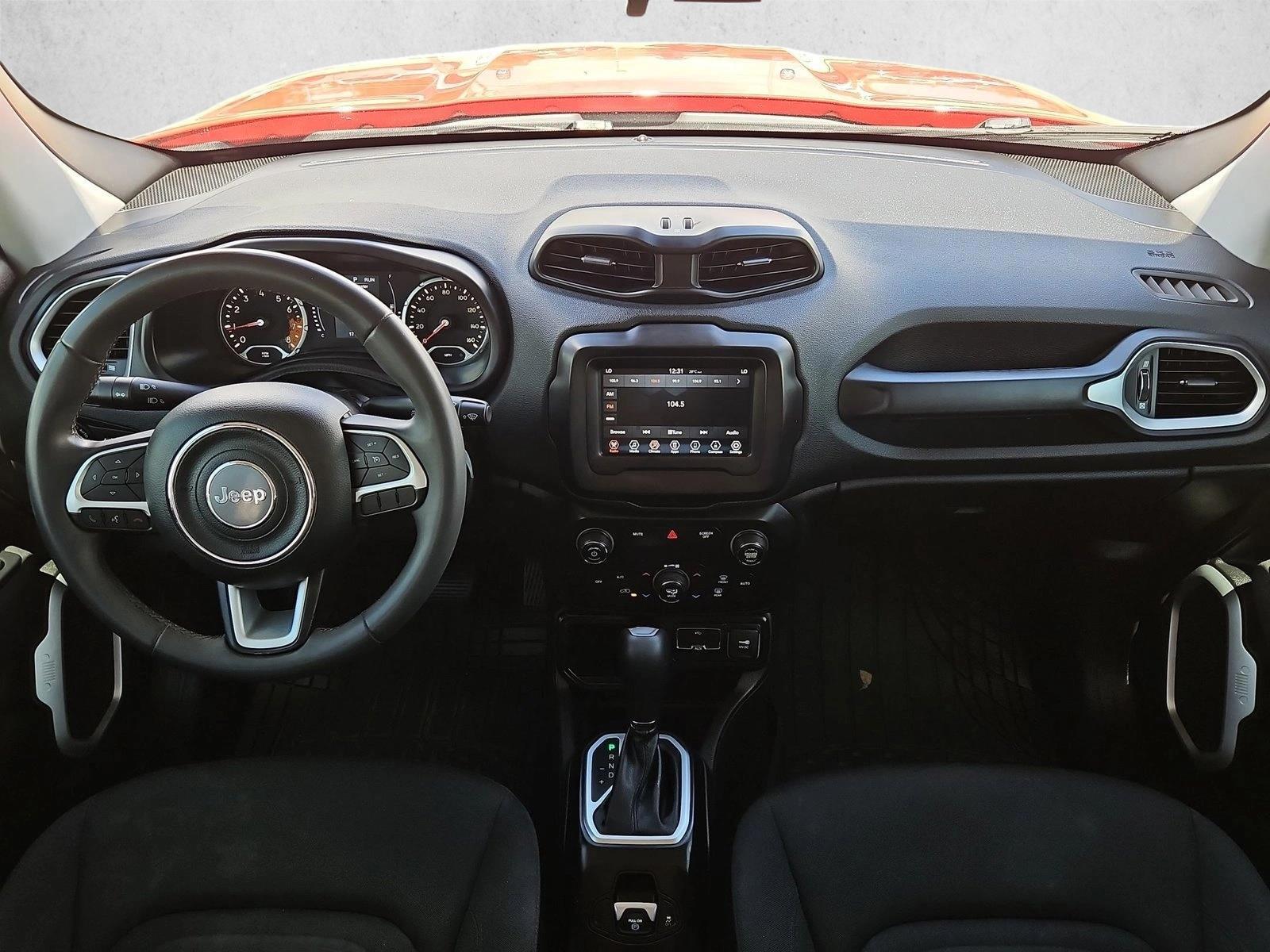 Thumbnail: 2018 Jeep Renegade - 3