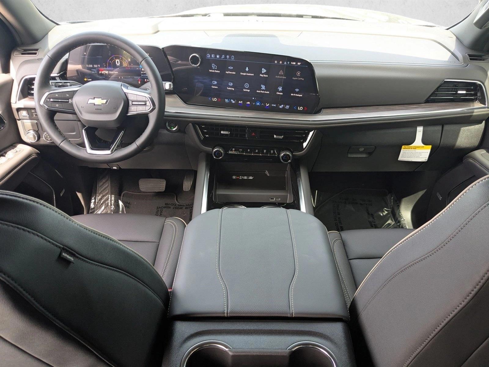 Thumbnail: 2026 Chevrolet Suburban - 3