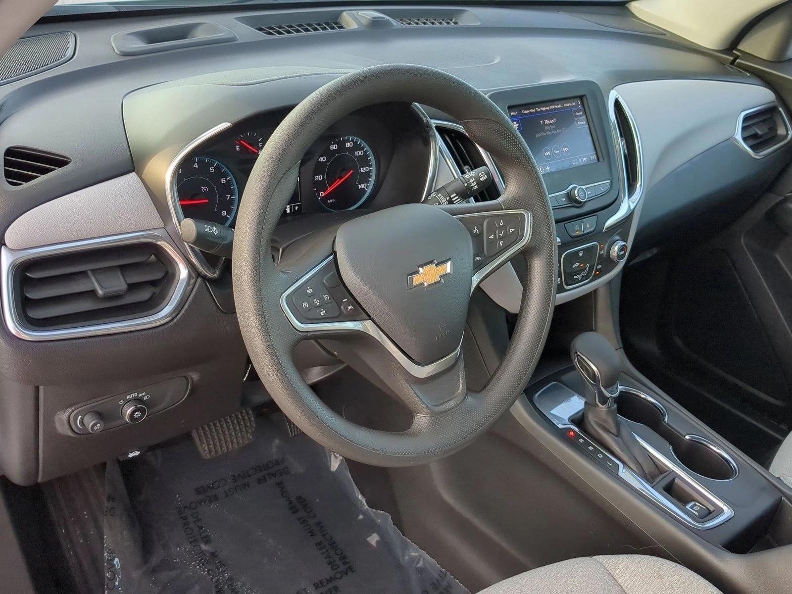 Thumbnail: 2023 Chevrolet Equinox - 3