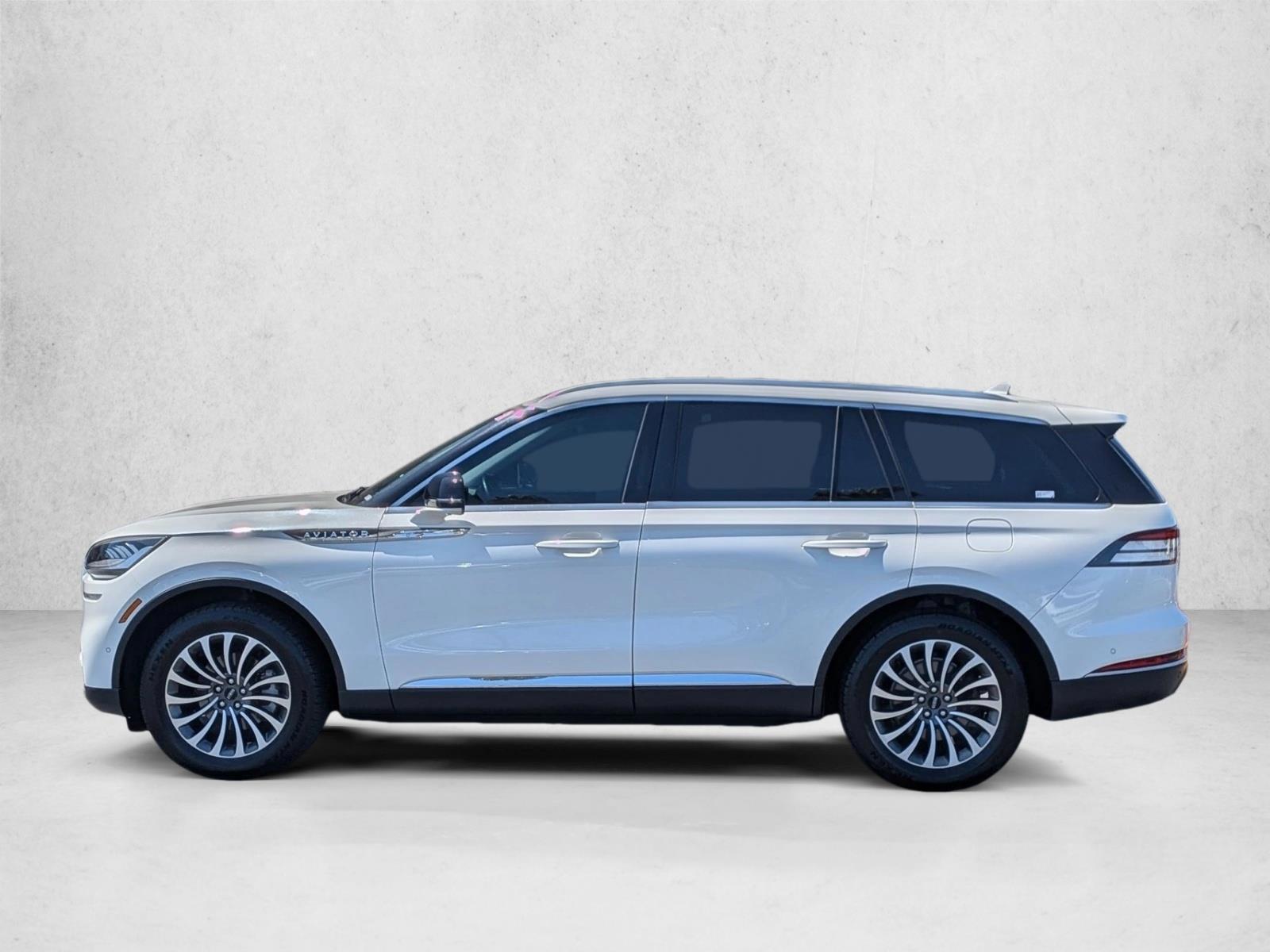 Thumbnail: 2020 Lincoln Aviator - 2