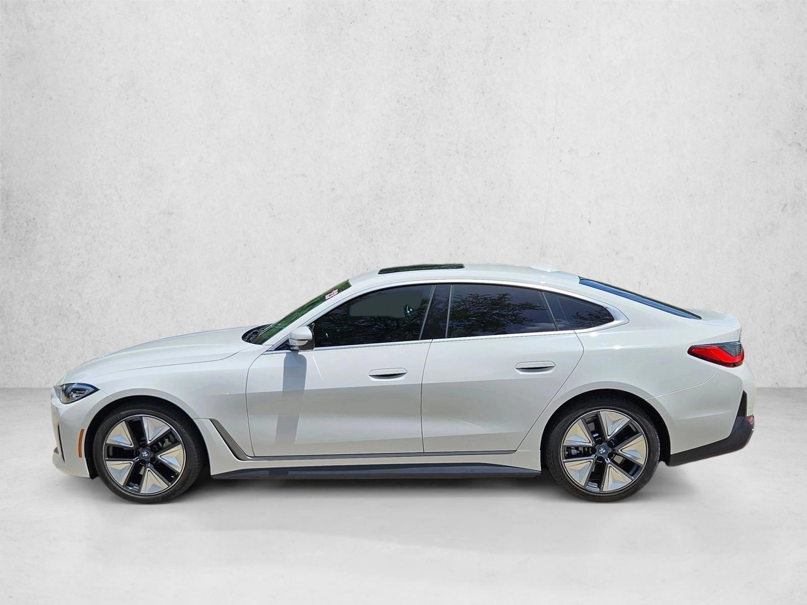 Thumbnail: 2023 BMW i4 - 2