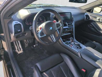 2022 BMW M8