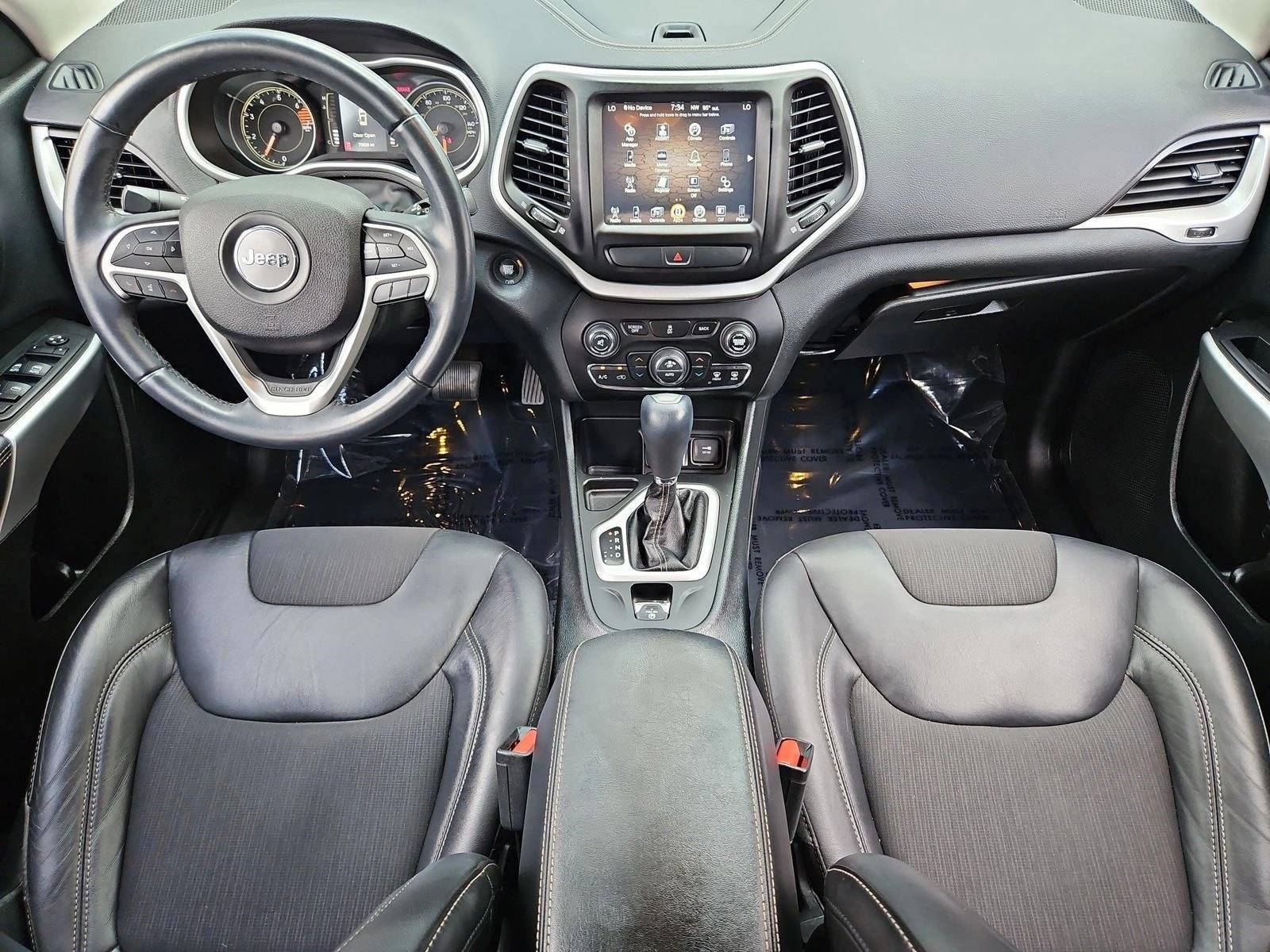 Thumbnail: 2018 Jeep Cherokee - 4