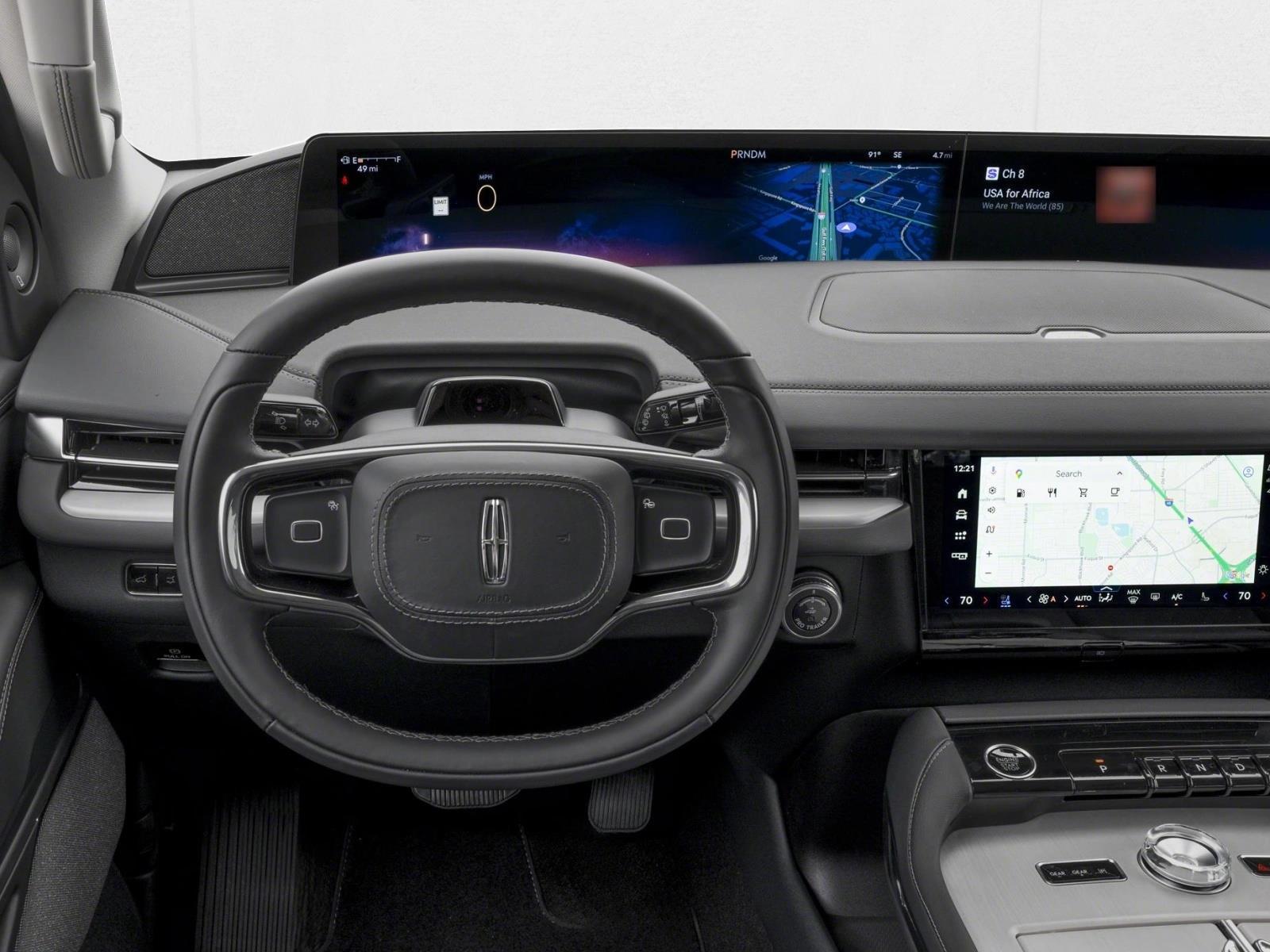 Thumbnail: 2026 Lincoln Navigator - 3
