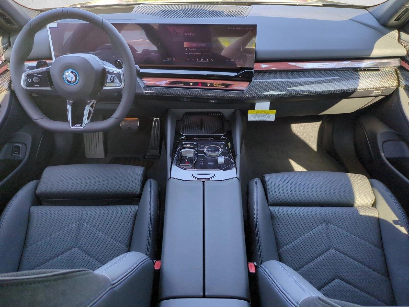Thumbnail: 2027 BMW 5 Series - 3