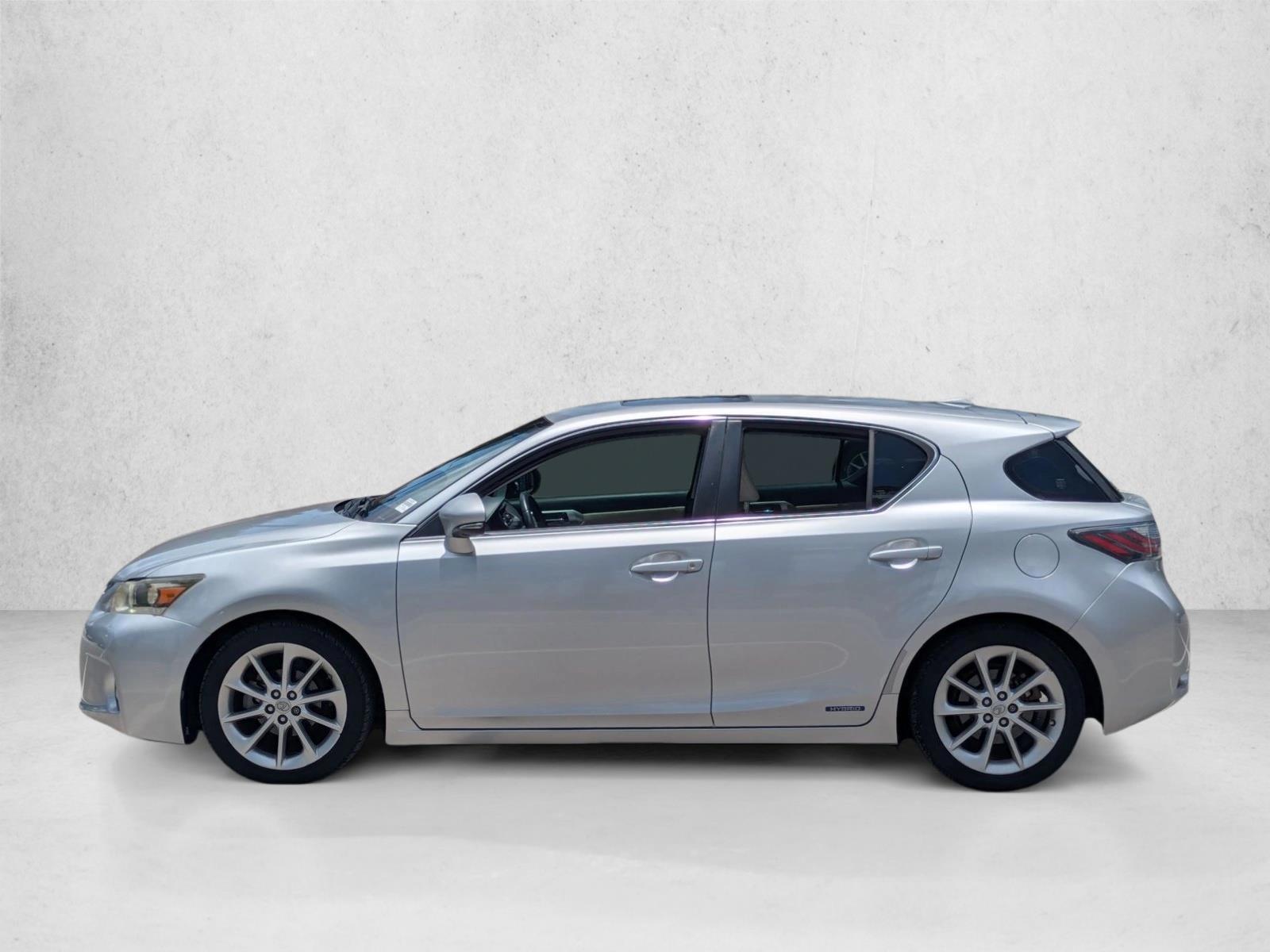 Thumbnail: 2013 Lexus CT - 2