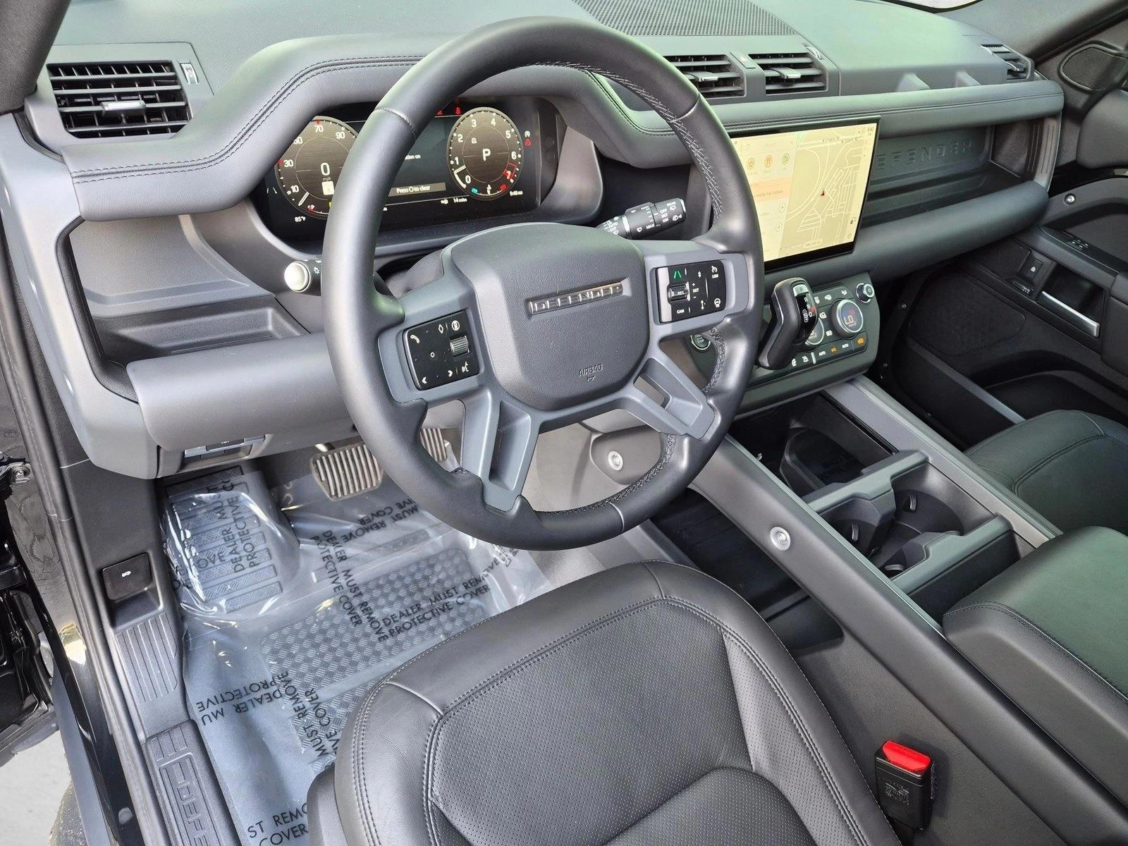 Thumbnail: 2025 Land Rover Defender - 3