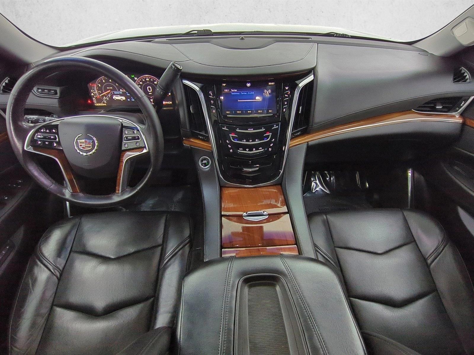 Thumbnail: 2015 Cadillac Escalade - 4