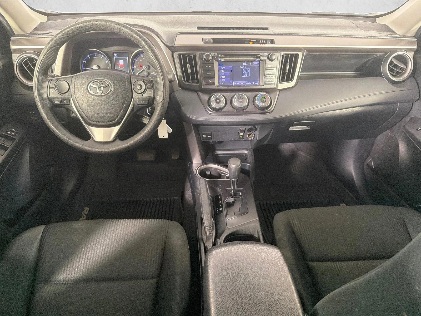 Thumbnail: 2018 Toyota RAV4 - 3
