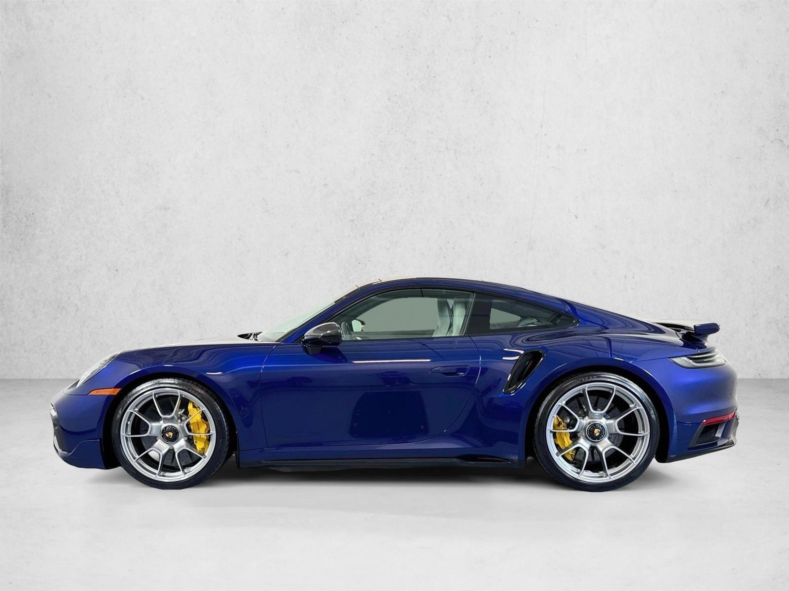 Thumbnail: 2022 Porsche 911 - 2