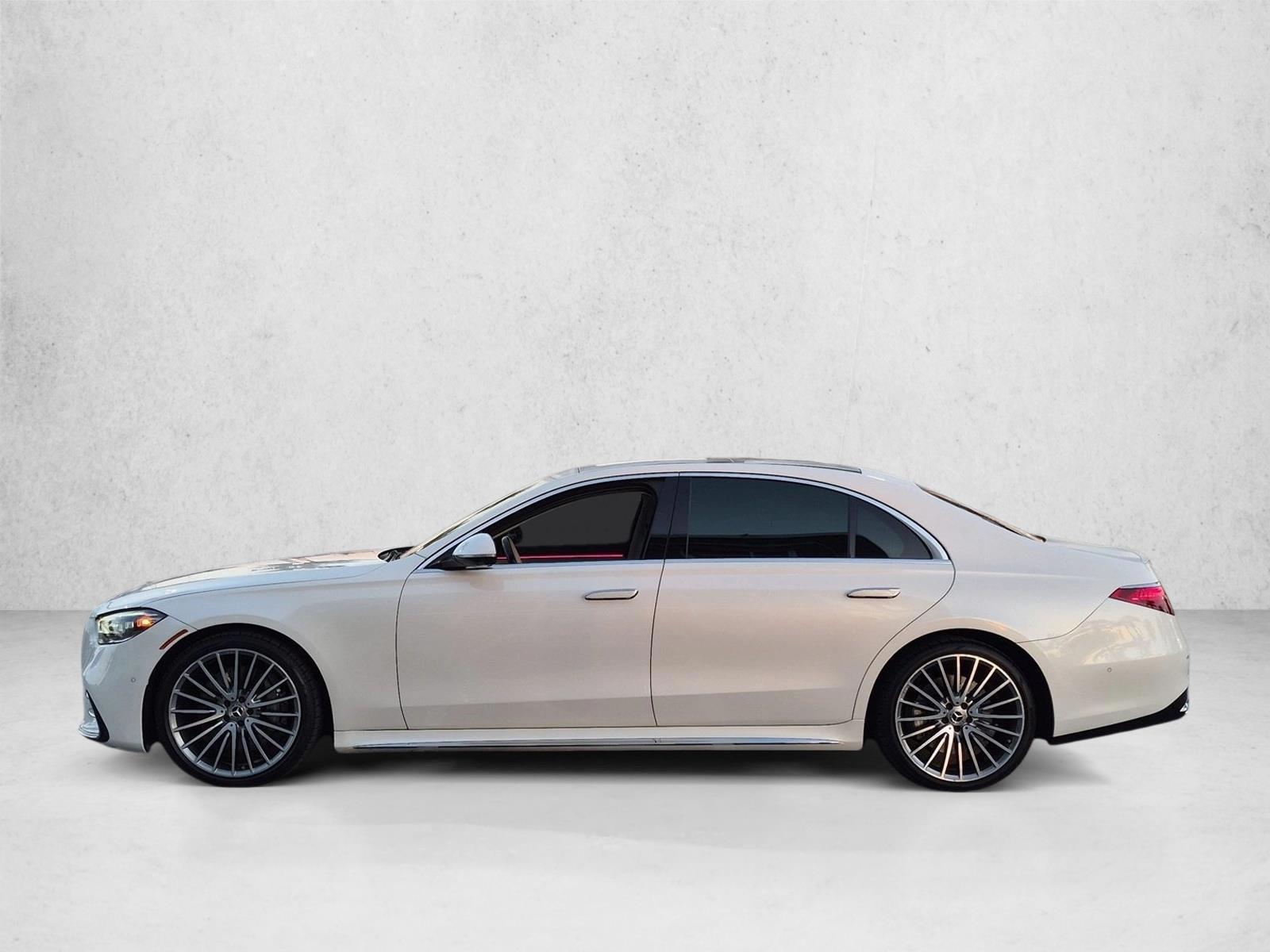 Thumbnail: 2023 Mercedes-Benz S-Class - 2