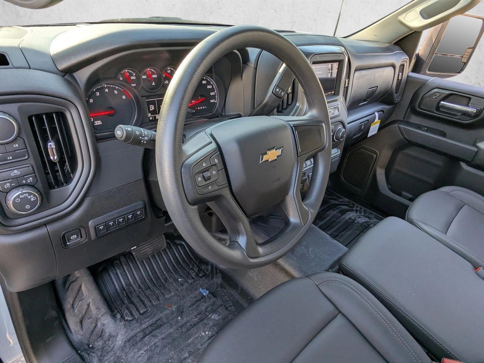 Thumbnail: 2025 Chevrolet Silverado 2500 - 3