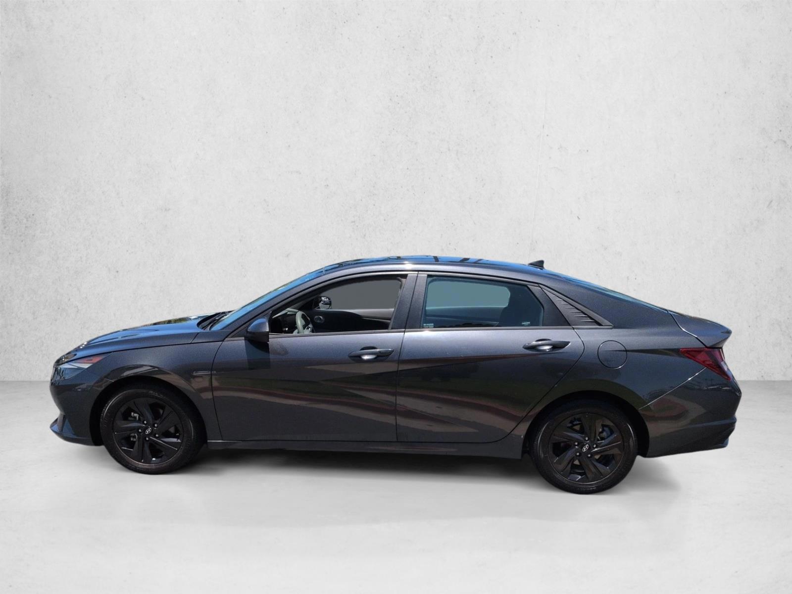 Thumbnail: 2021 Hyundai Elantra - 2